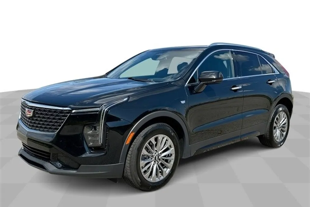 2024 Cadillac XT4 Premium Luxury photo 1