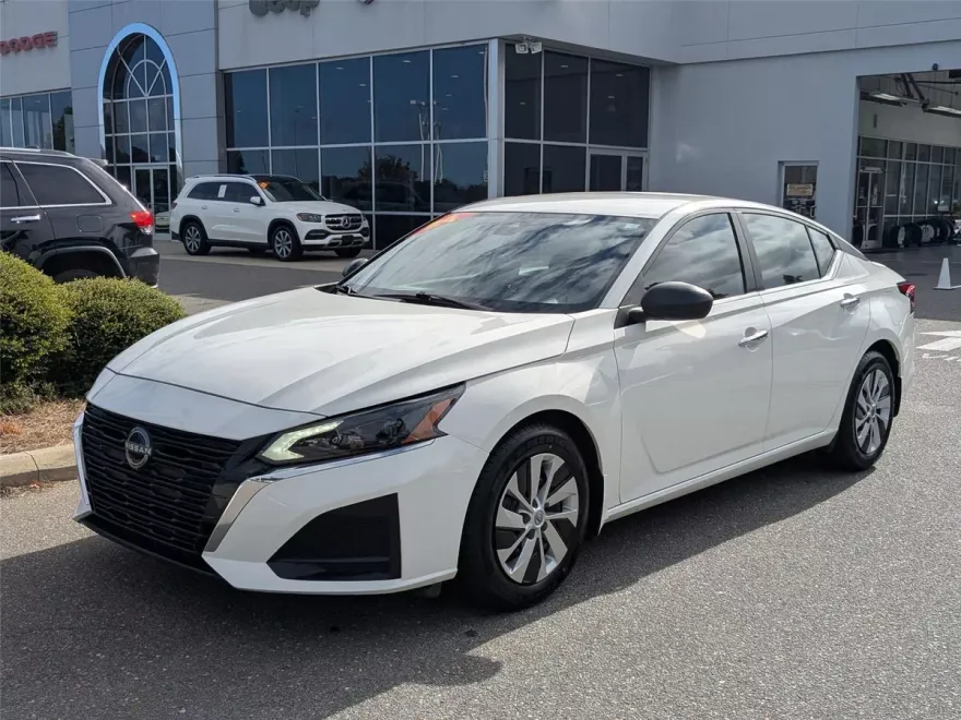 2024 Nissan Altima 2.5 S photo 1