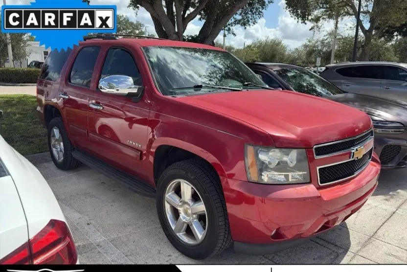 2013 Chevrolet Tahoe LT photo 1