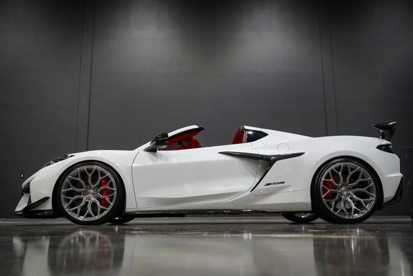 2023 Ferrari Roma Base photo 1