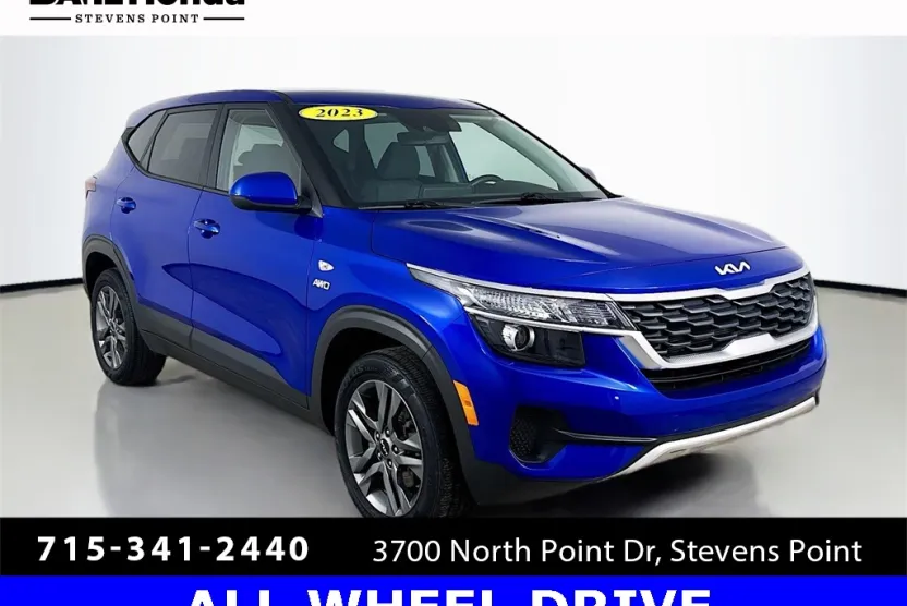 2023 Kia Seltos LX photo 1