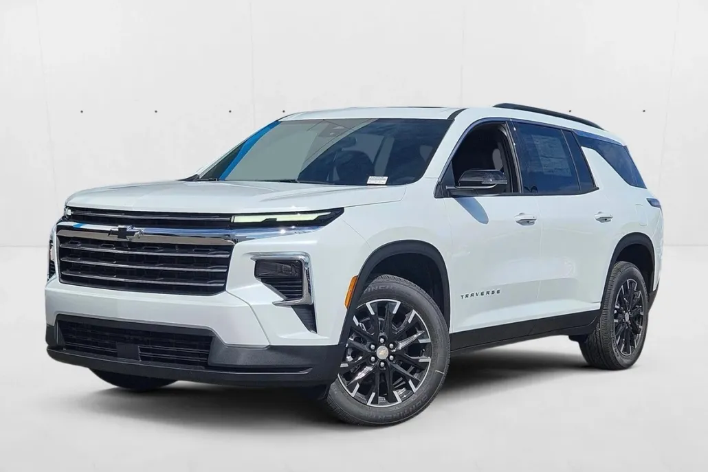 2026 Chevrolet Traverse photo 1