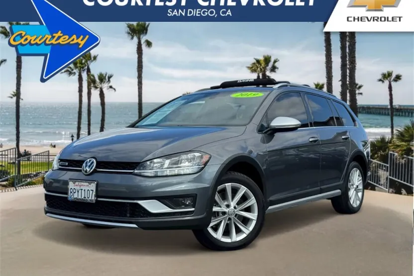 2019 Volkswagen Golf Alltrack 4Motion SEL photo 1