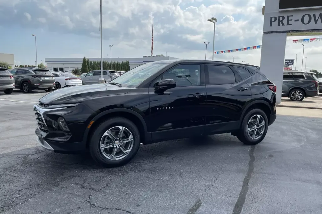 2023 Chevrolet Blazer 2LT photo 1