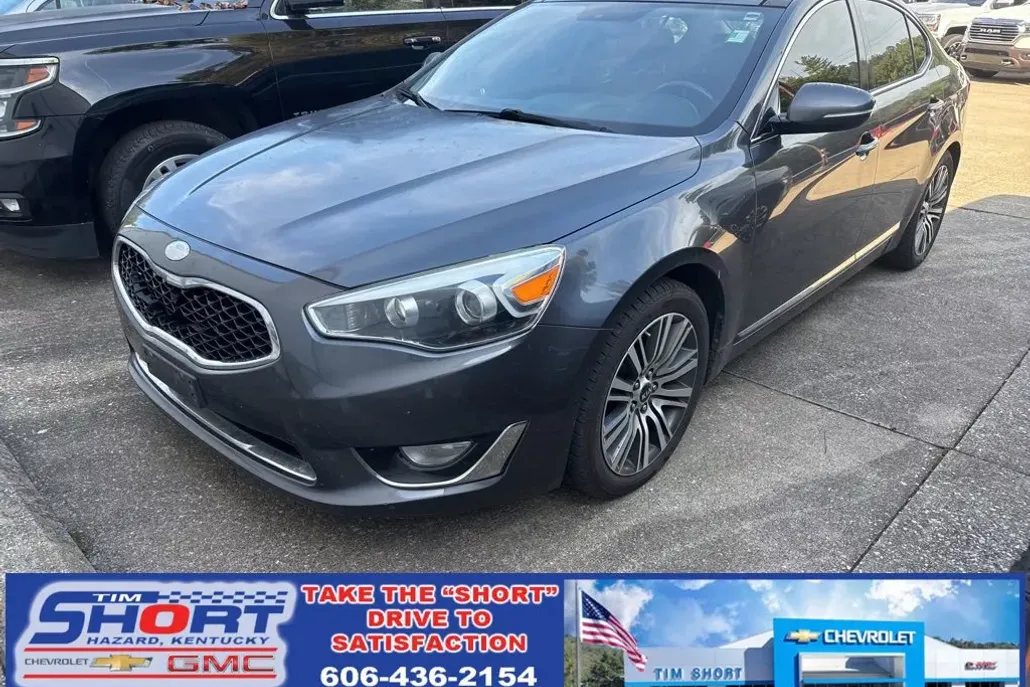 2014 Kia Cadenza Premium photo 1
