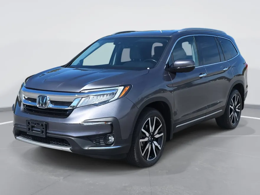 2022 Honda Pilot Touring photo 1