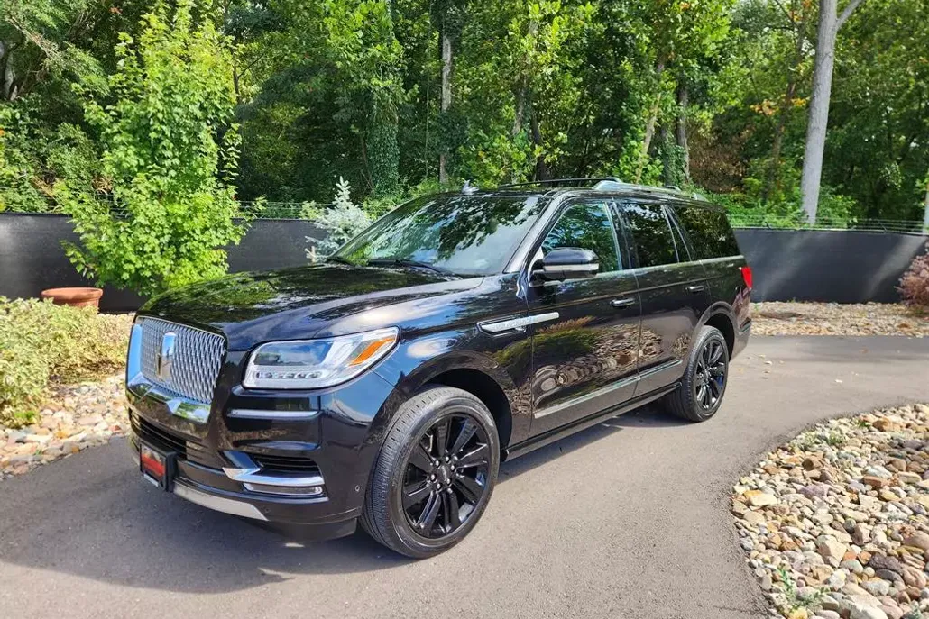 2021 Lincoln Navigator Reserve photo 1