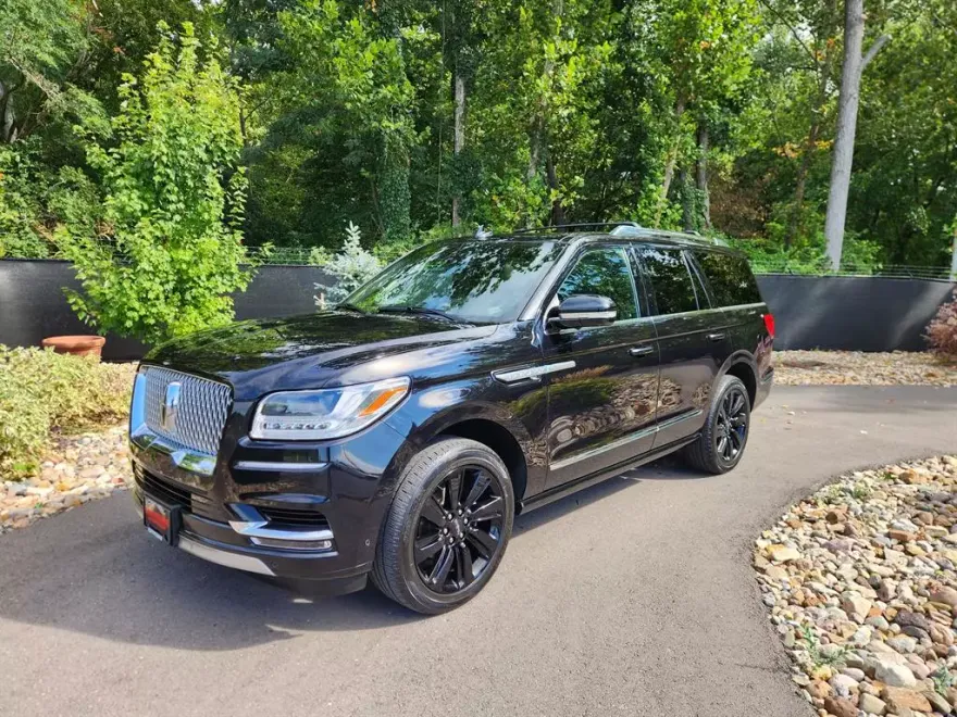 2021 Lincoln Navigator Reserve photo 1