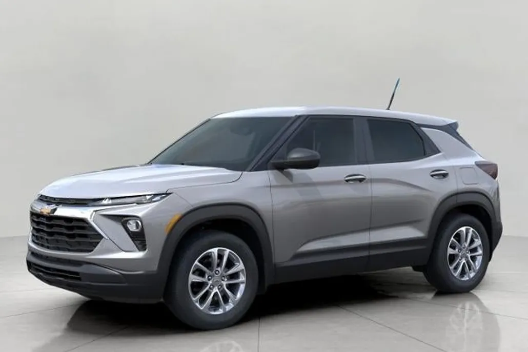 2026 Chevrolet Trailblazer LS photo 1