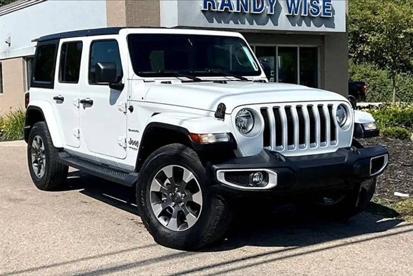 2021 Jeep Wrangler Unlimited Sahara photo 1
