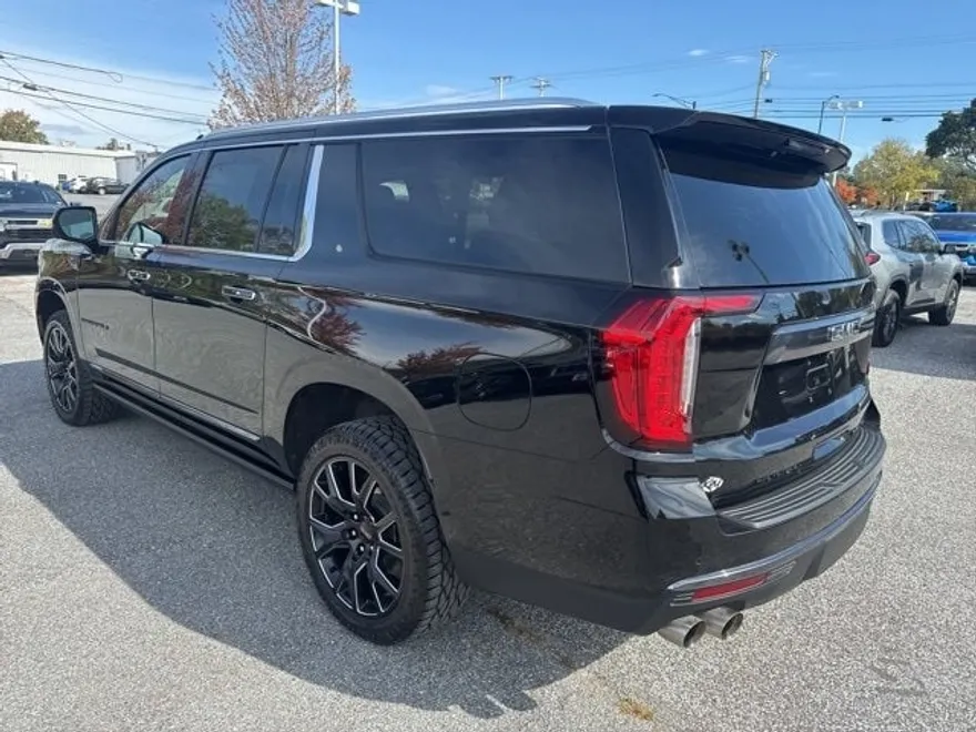 2024 Gmc Yukon XL Denali Ultimate photo 1