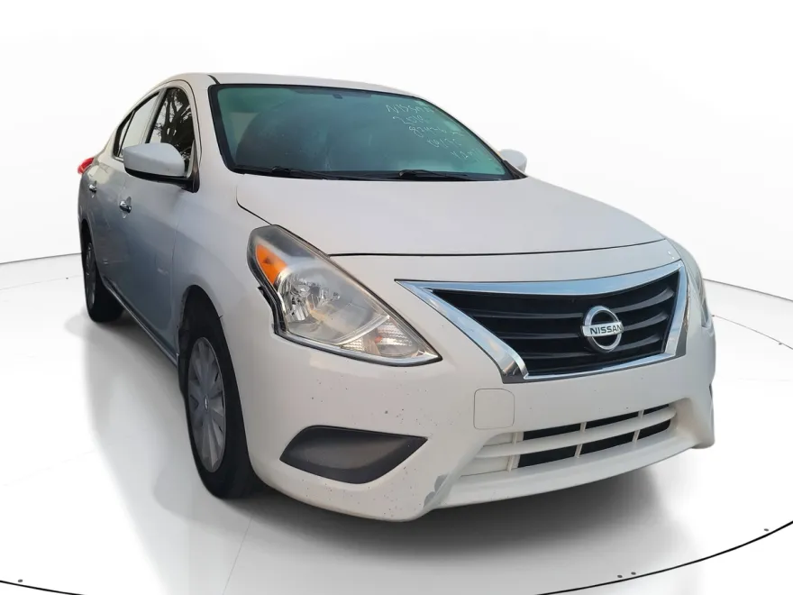2019 Nissan Versa 1.6 SV photo 1