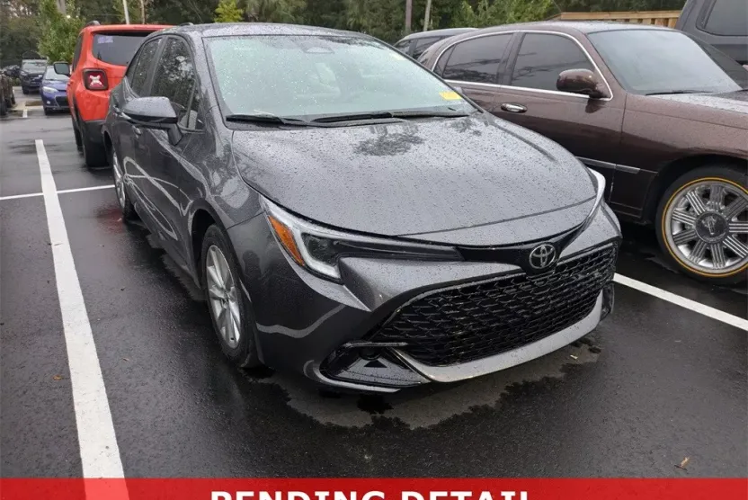 2024 Toyota Corolla SE photo 1