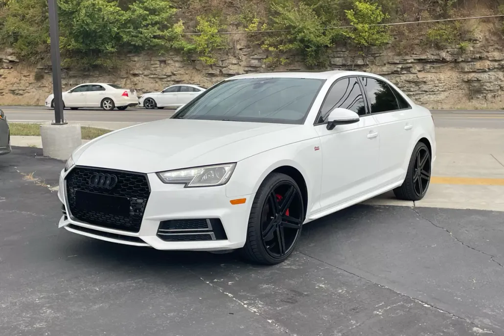 2017 Audi A4 2.0T Premium Quattro photo 1