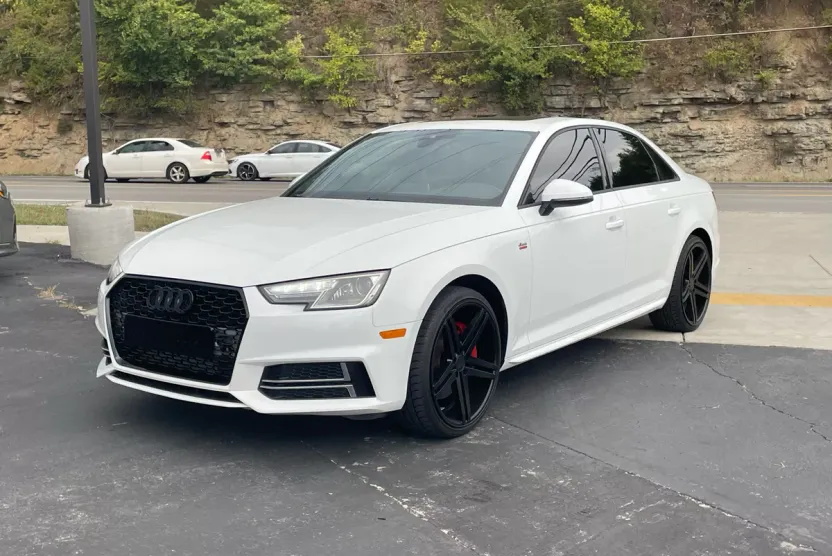 2017 Audi A4 2.0T Premium Quattro photo 1
