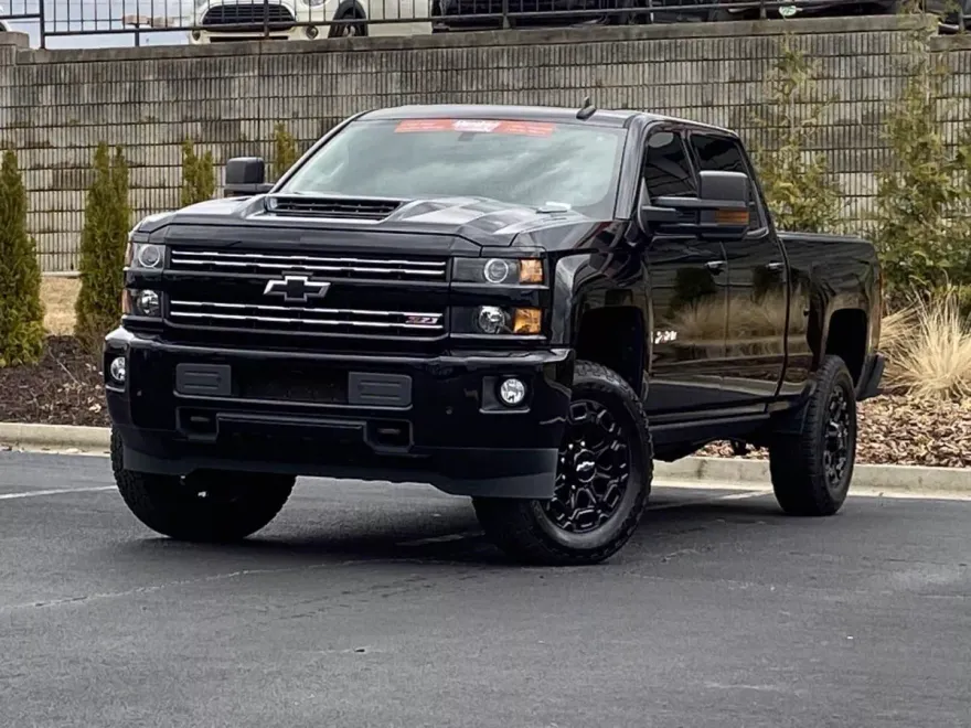 2018 Chevrolet Silverado 2500HD LTZ photo 1