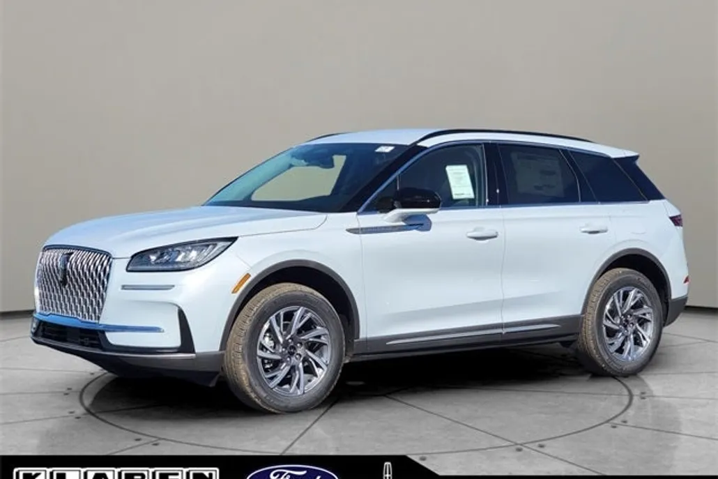 2026 Lincoln Corsair Premiere photo 1