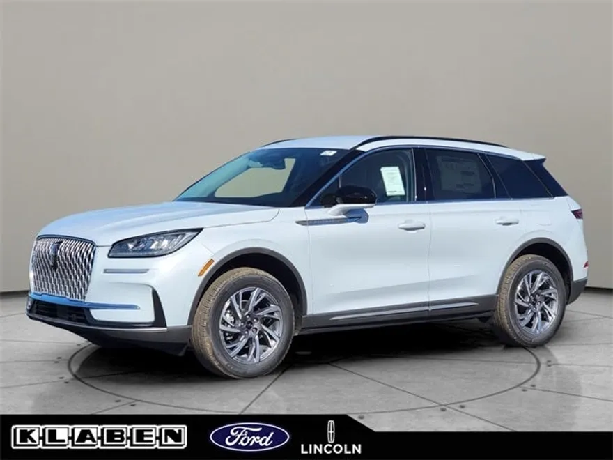 2026 Lincoln Corsair Premiere photo 1