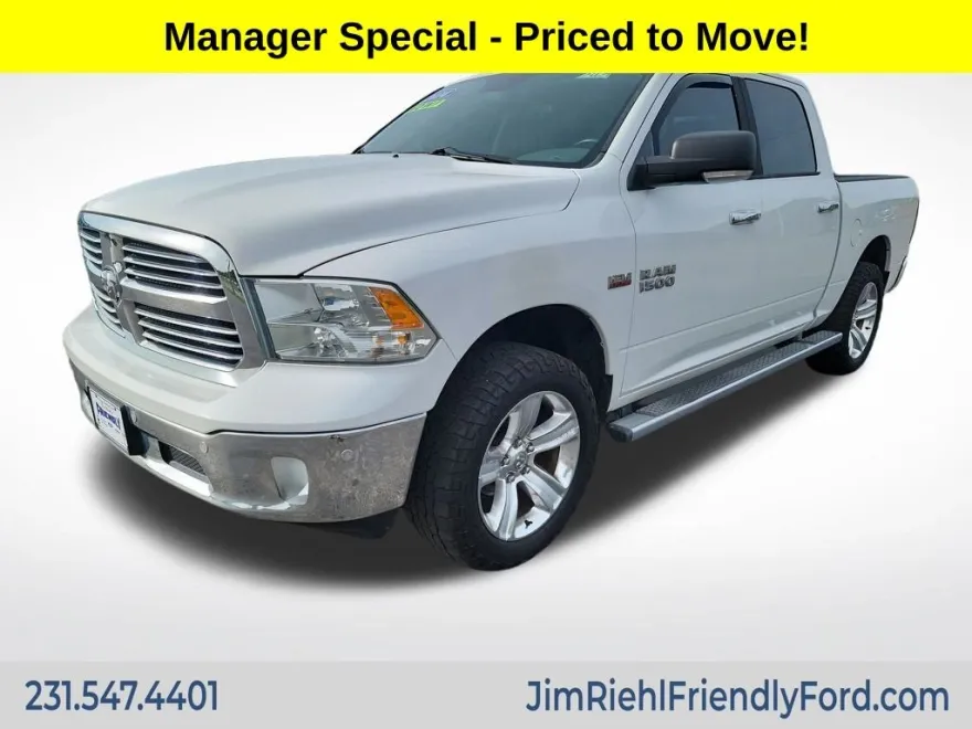 2014 Ram 1500 SLT photo 1