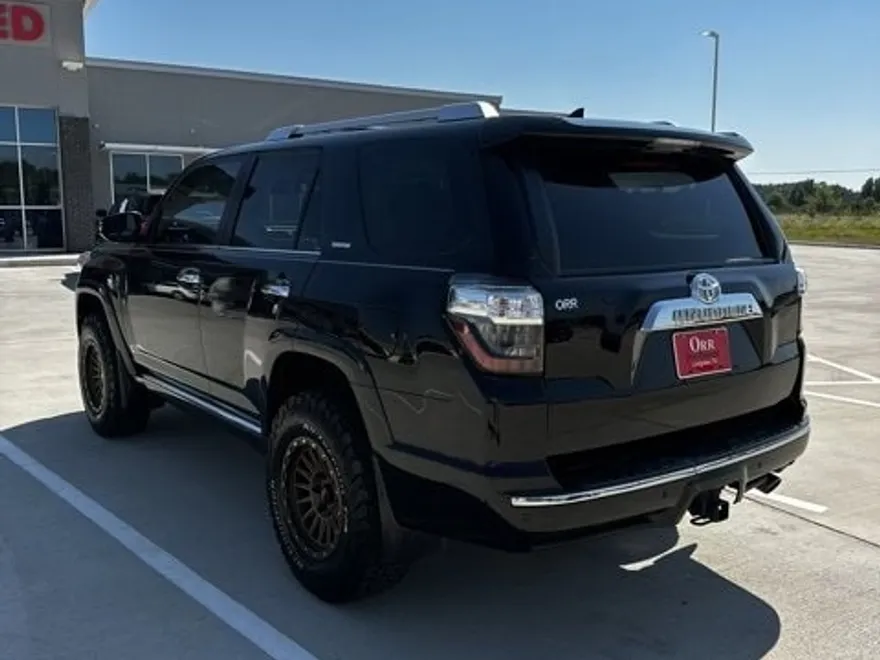 2014 Toyota 4Runner Limited photo 1