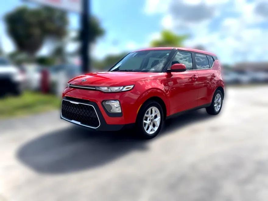 2020 Kia Soul LX photo 1