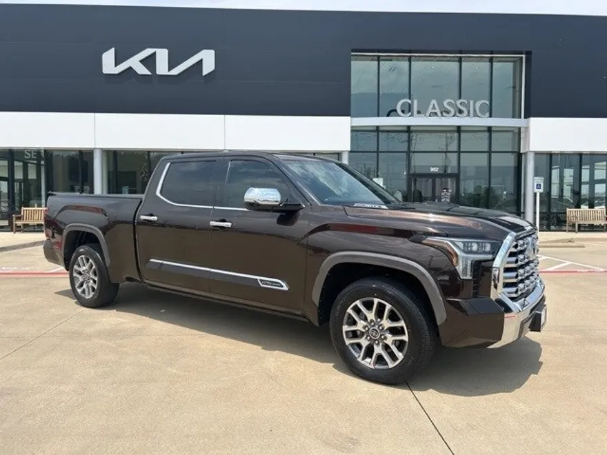 2023 Toyota Tundra 1794 Edition photo 2