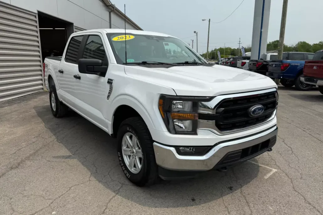 2023 Ford F-150 XLT photo 1