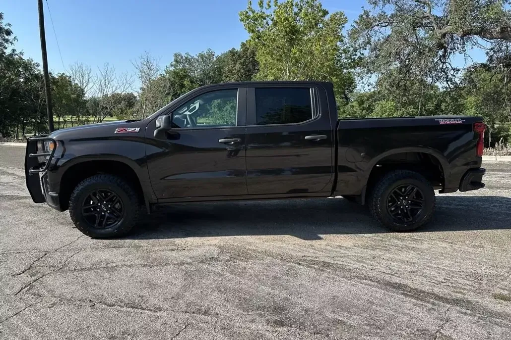 2020 Chevrolet Silverado 1500 Custom Trail Boss photo 1