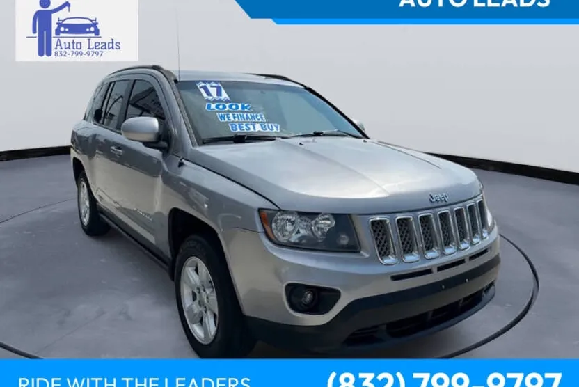 2017 Jeep Compass Latitude photo 1