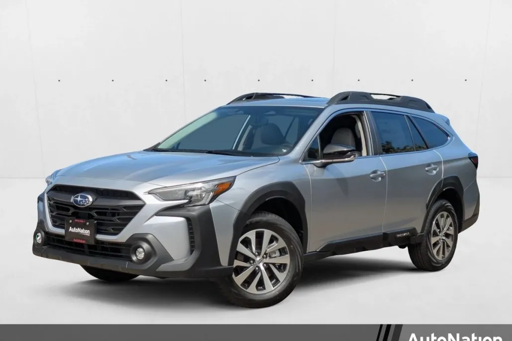 2025 Subaru Outback Premium photo 1