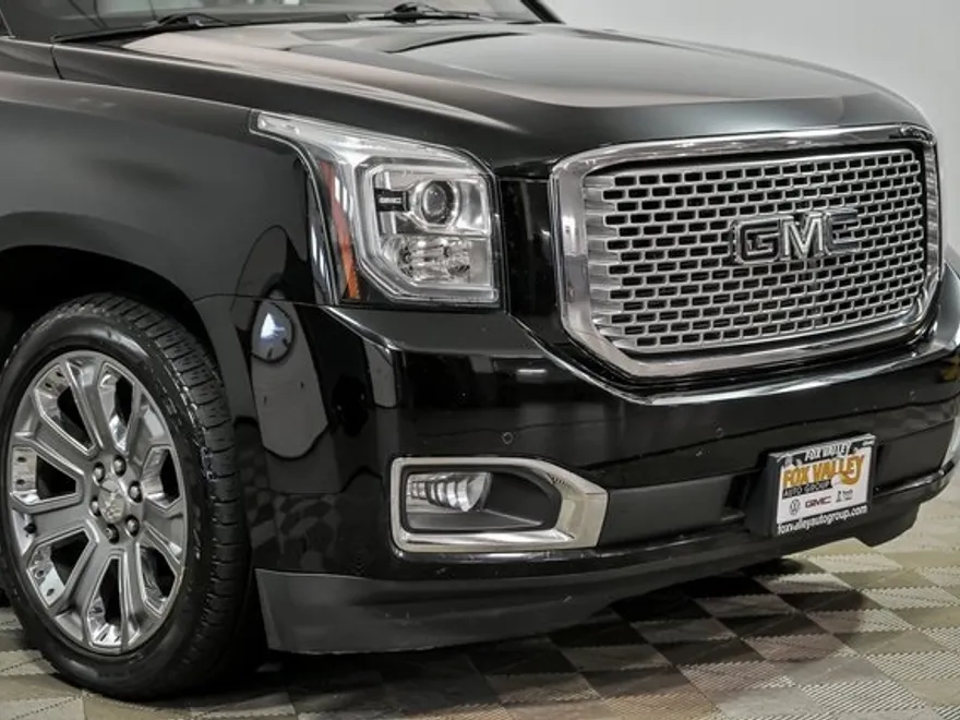2016 Gmc Yukon XL Denali photo 1