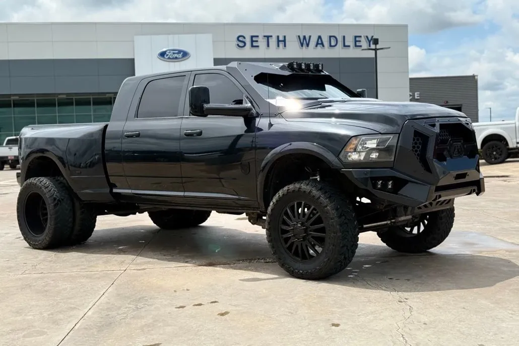 2016 Ram 3500 Big Horn photo 1