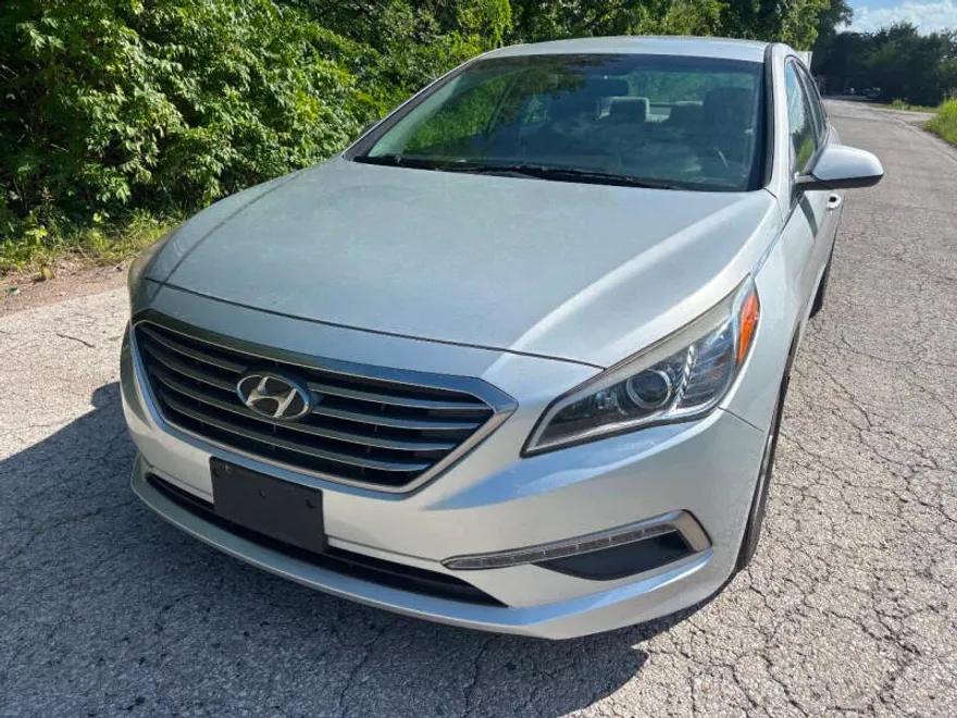 2015 Hyundai Sonata SE Eco photo 1