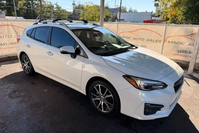 2019 Subaru Impreza 2.0i Limited photo 1