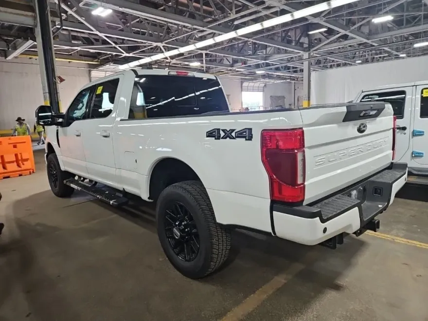 2020 Ford F-350 Lariat photo 1