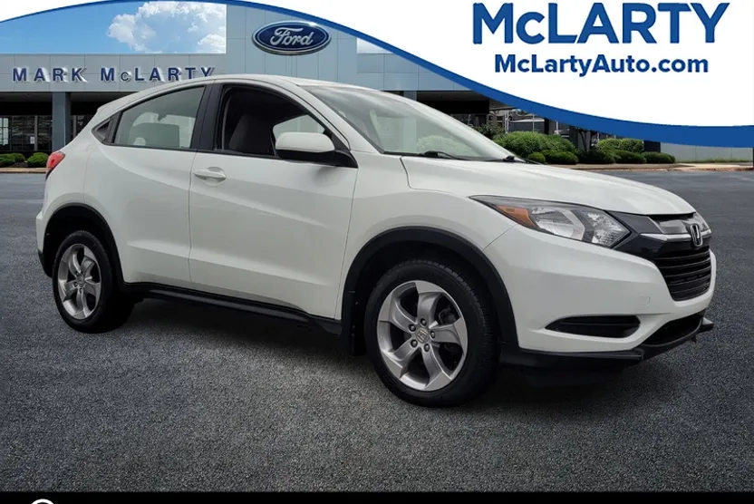 2017 Honda HR-V LX photo 1