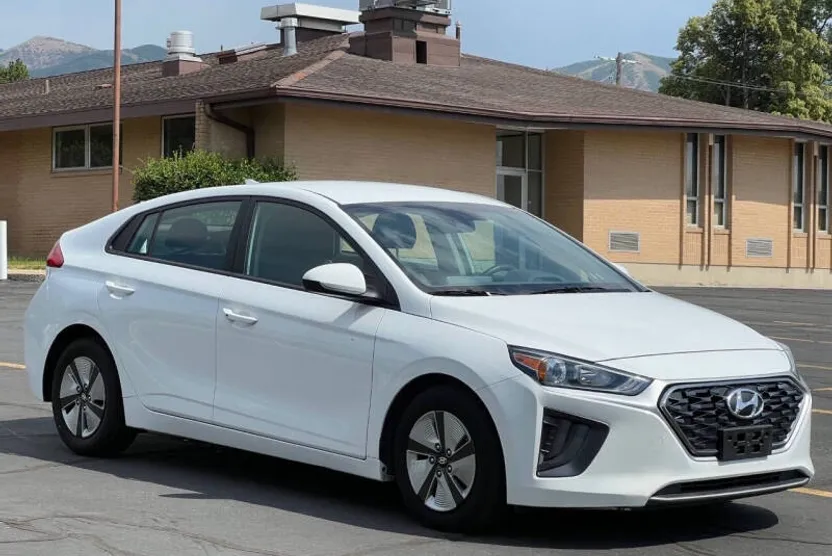 2022 Hyundai Ioniq Blue photo 1