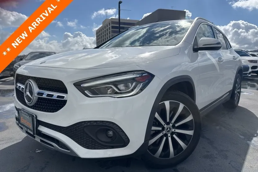 2022 Mercedes Benz GLA 250 4MATIC photo 1