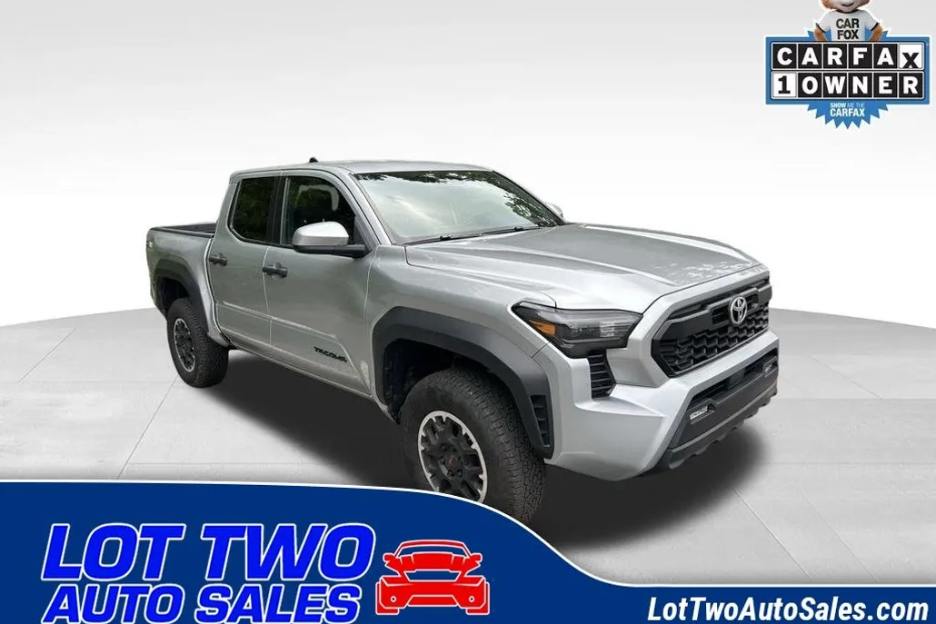2024 Toyota Tacoma TRD Sport Double Cab 4x4 photo 1