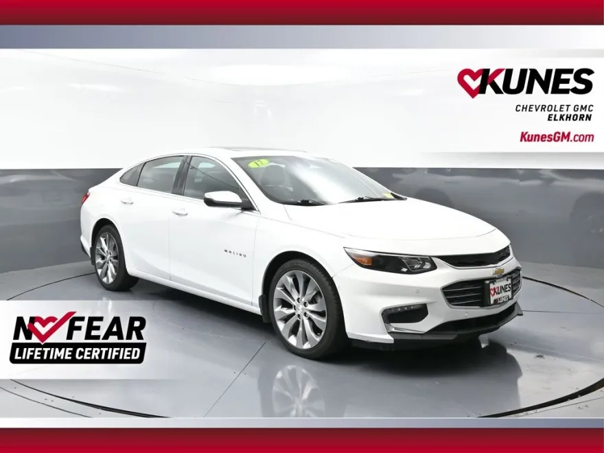 2017 Chevrolet Malibu Premier photo 1