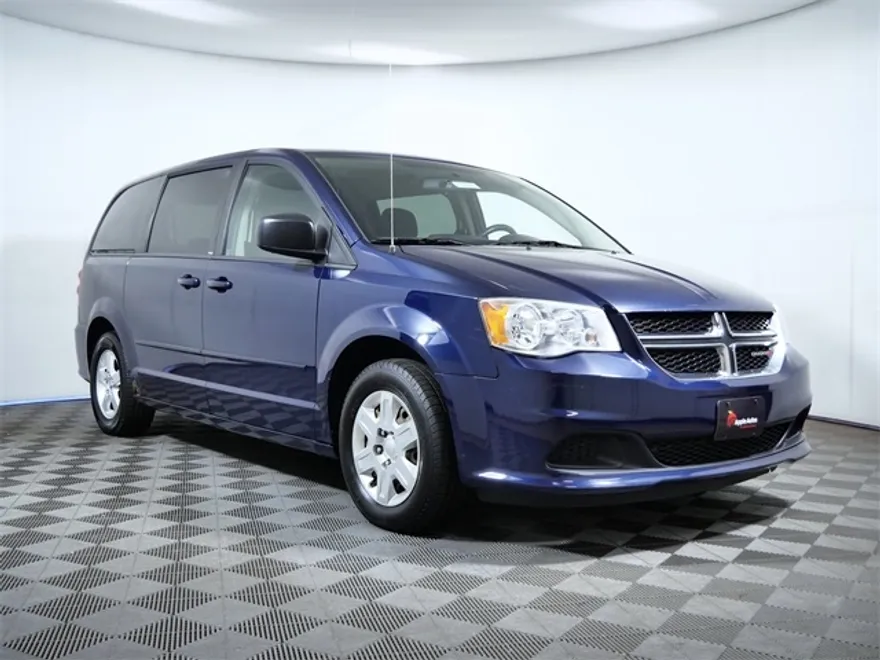 2012 Dodge Grand Caravan SE photo 1