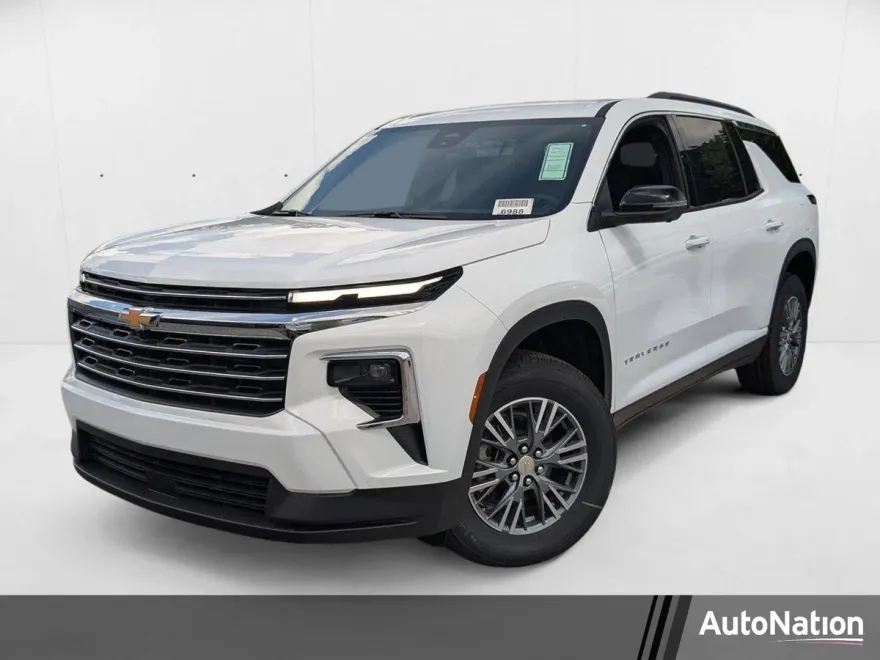 2025 Chevrolet Traverse photo 1