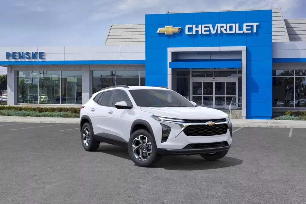 2025 Chevrolet Trax LT photo 1