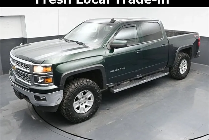 2015 Chevrolet Silverado 1500 LT photo 1