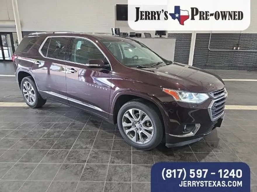 2021 Chevrolet Traverse Premier photo 1