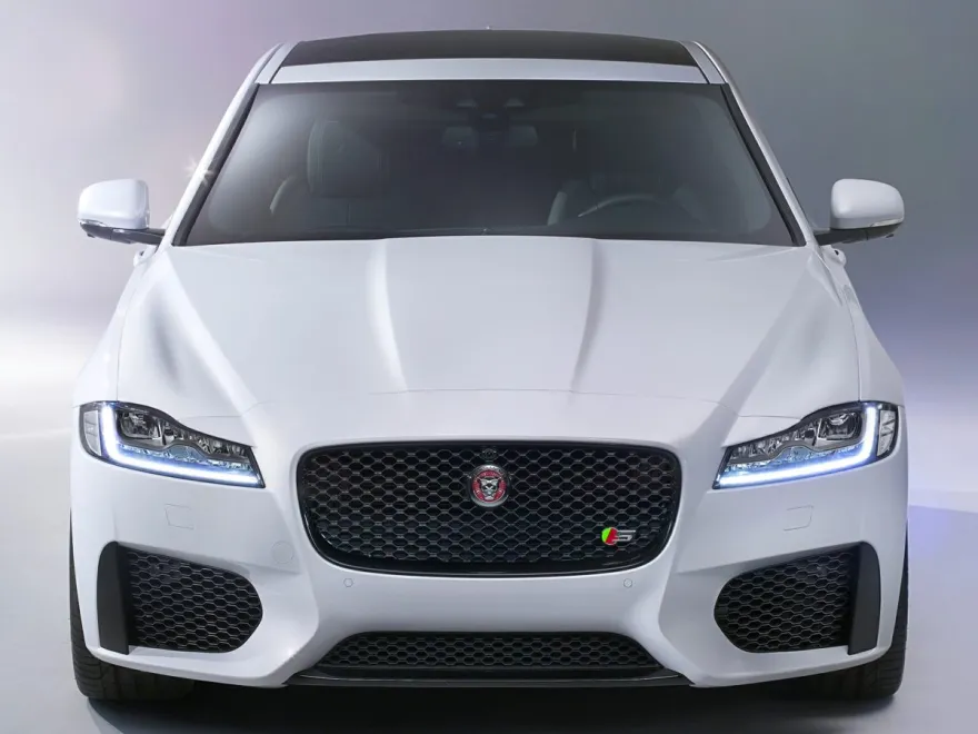 2020 Jaguar XF S photo 1