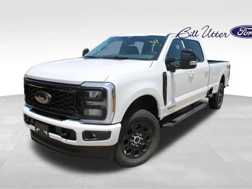 2025 Ford F-350 photo 1