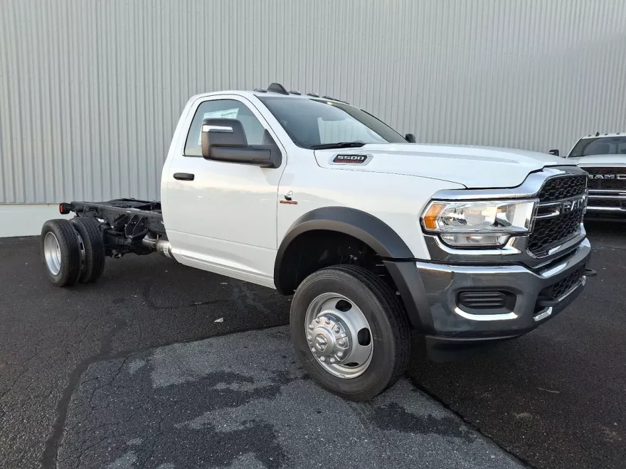 2024 Ram 5500 Tradesman SLT photo 1