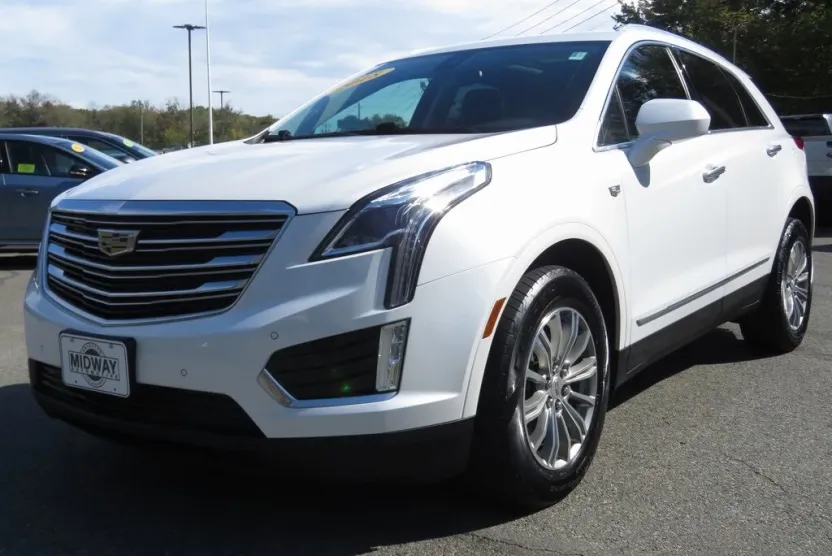 2018 Cadillac XT5 Luxury photo 1