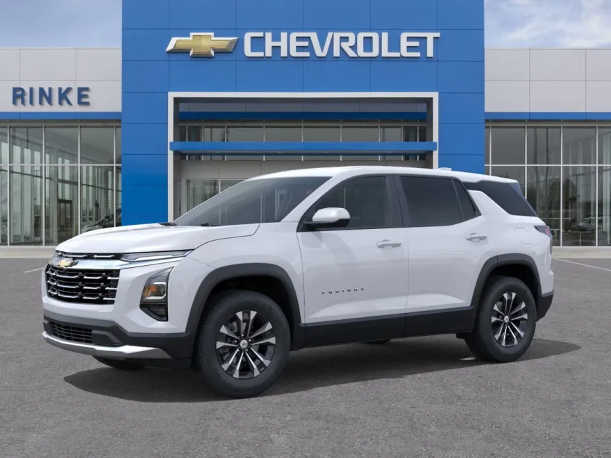 2026 Chevrolet Equinox LT photo 1